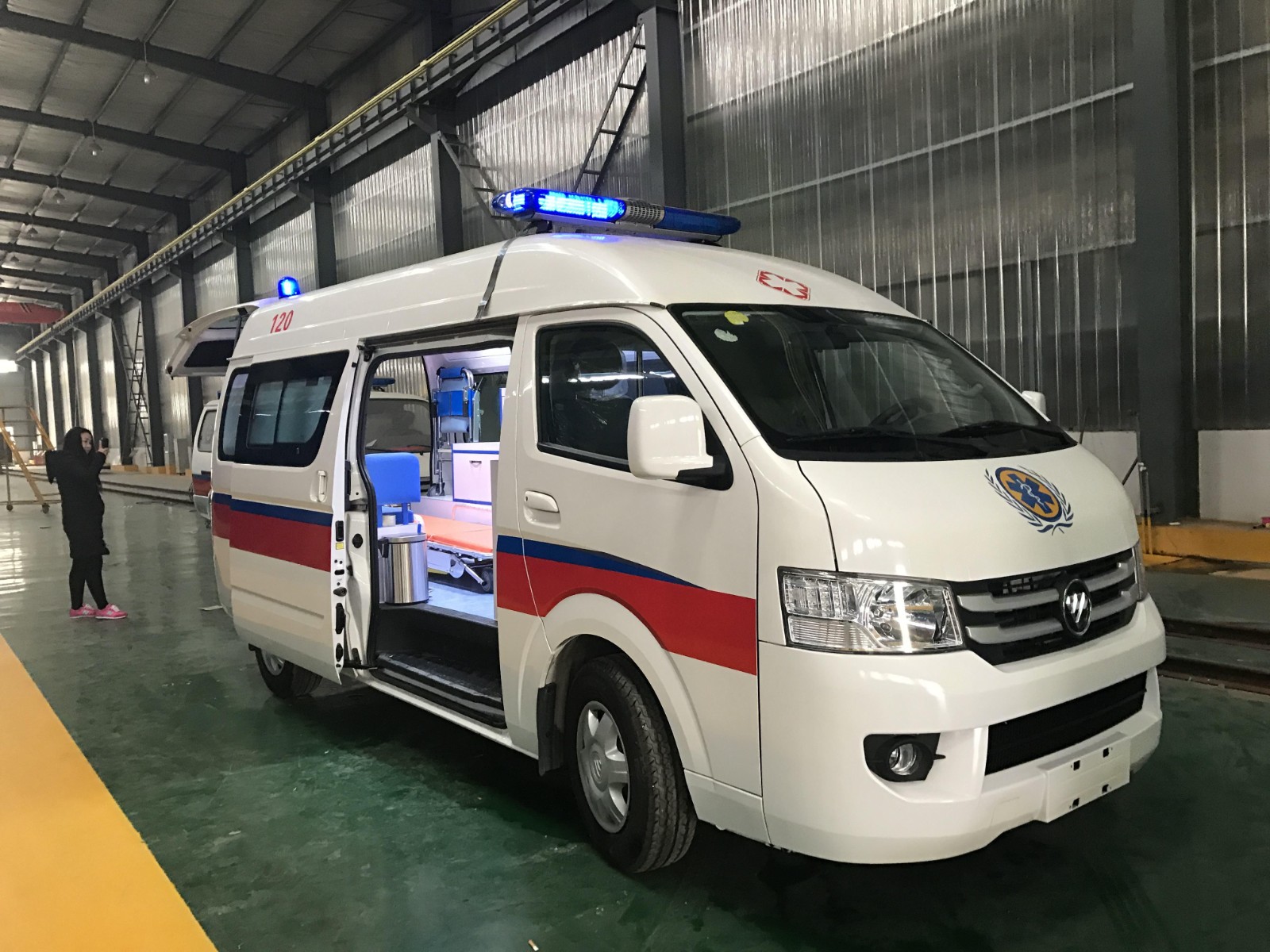 句容市救护车转院